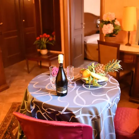 Al Ritrovo Hotel