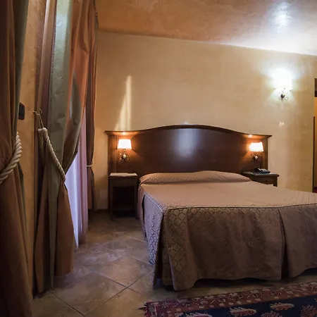 فندق Al Ritrovo 4*