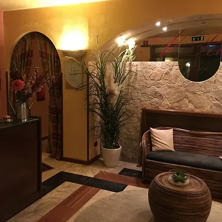 فندق Al Ritrovo 4*