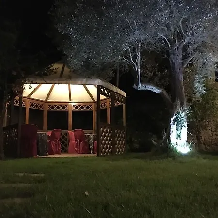 Al Ritrovo بياتْسا أرمارِنا