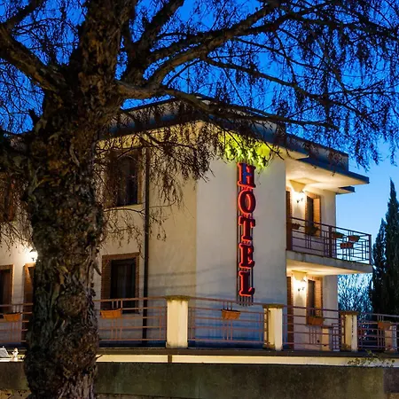 Hotell Al Ritrovo 4*